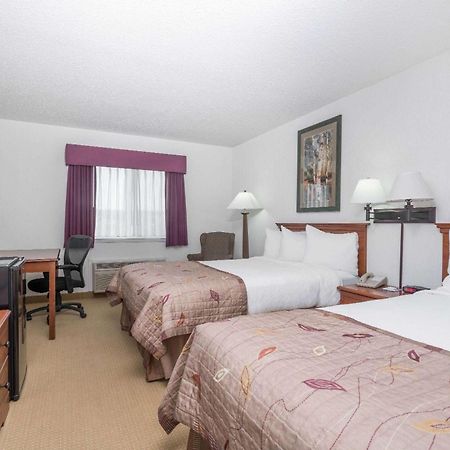 Baymont By Wyndham Marshfield Hotel Ngoại thất bức ảnh